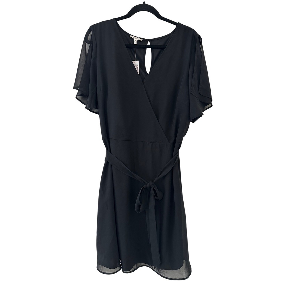 Maurices Black Short Sleeve Wrap V-Neck Tie Waist Dress Size 1 Event Classic